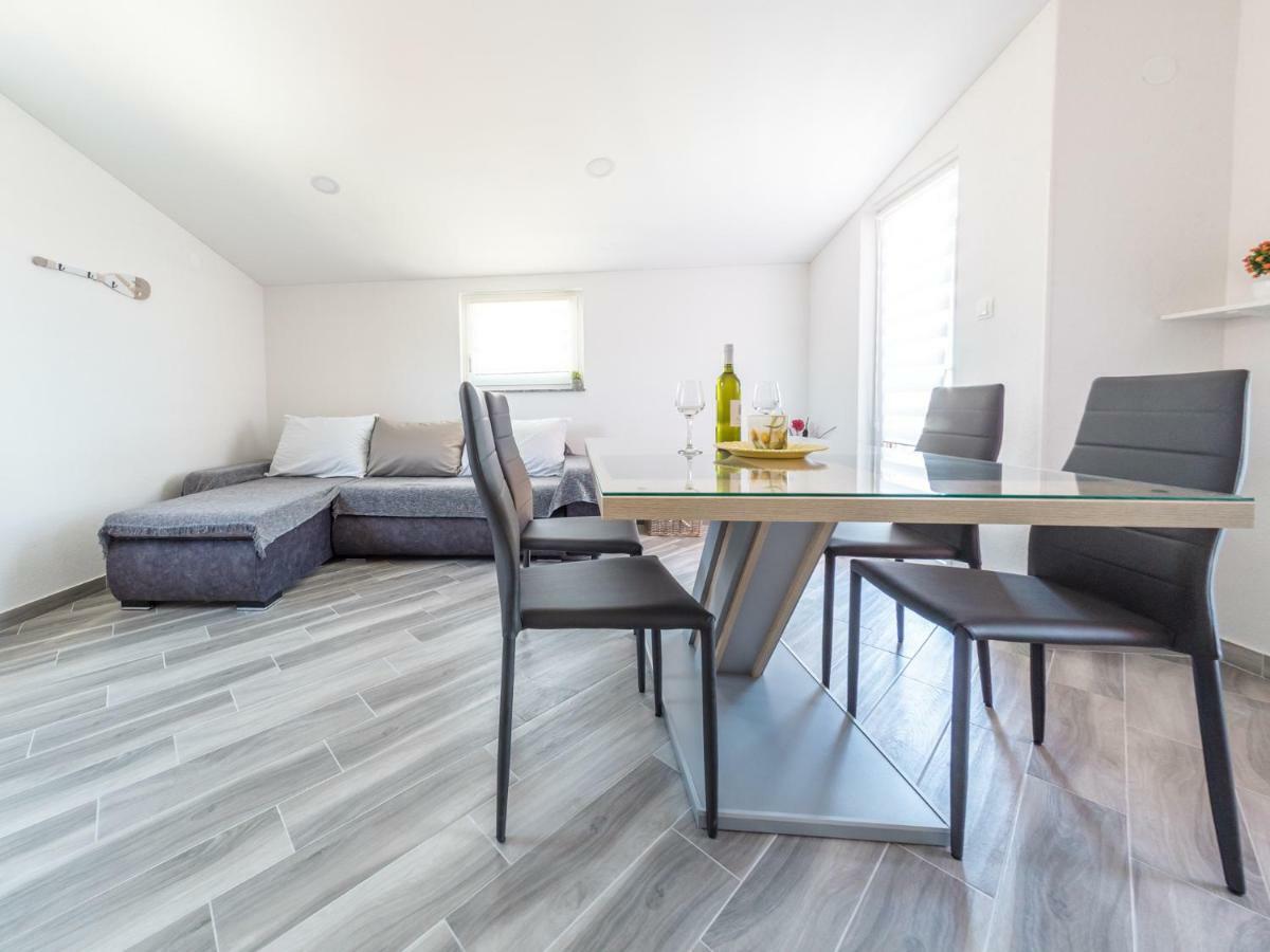 Apartment ˝Soleil˝ Vir Dış mekan fotoğraf
